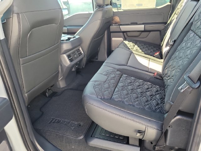 New 2026 Ford F250 Lariat w/ Black Appearance Package AWD/4WD image 15
