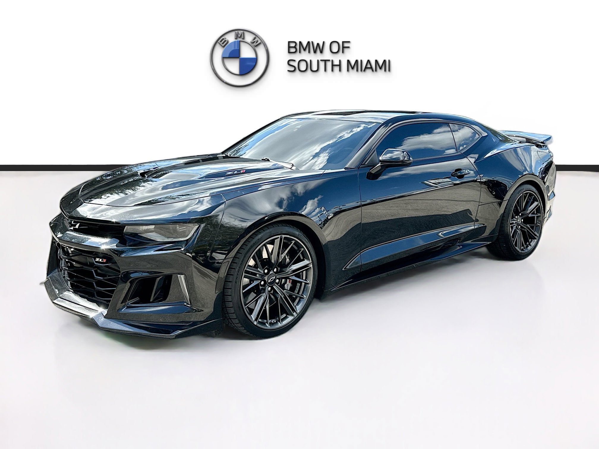 Used 2021 Chevrolet Camaro ZL1 image 3