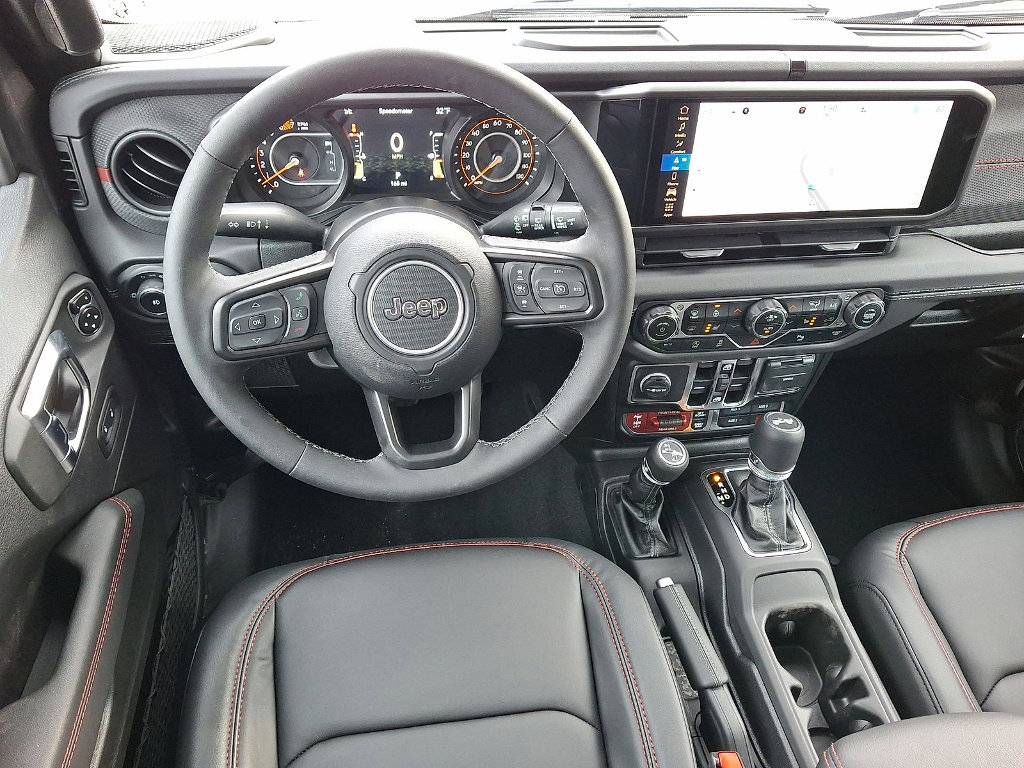 Used 2025 Jeep Wrangler Unlimited Rubicon w/ Safety Group image 21