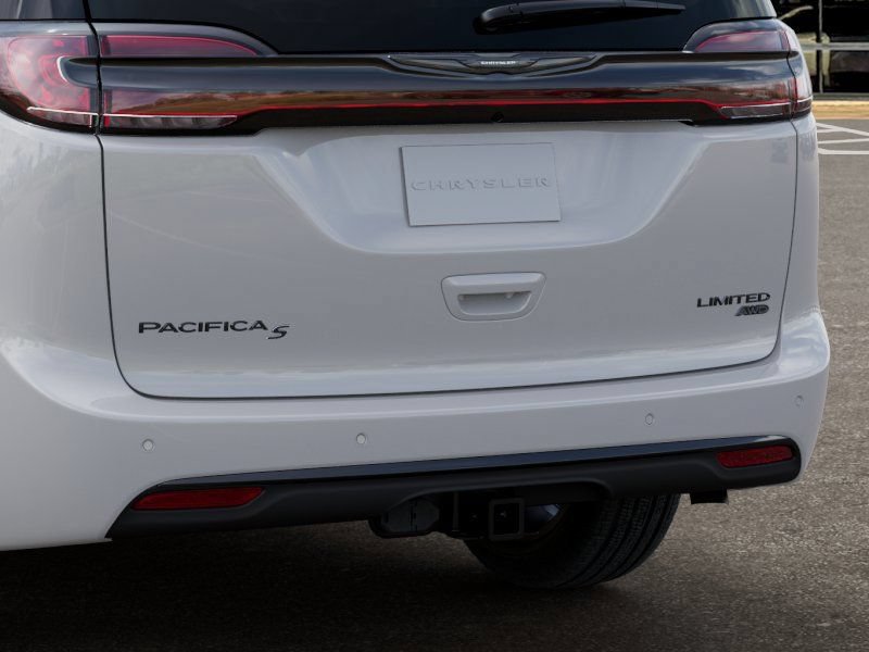 New 2026 Chrysler Pacifica Limited w/ S Appearance Package AWD/4WD image 13
