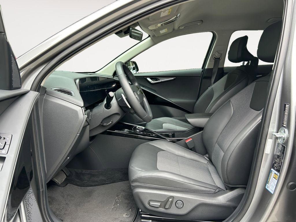 Used 2023 Kia Niro Wind FWD image 6