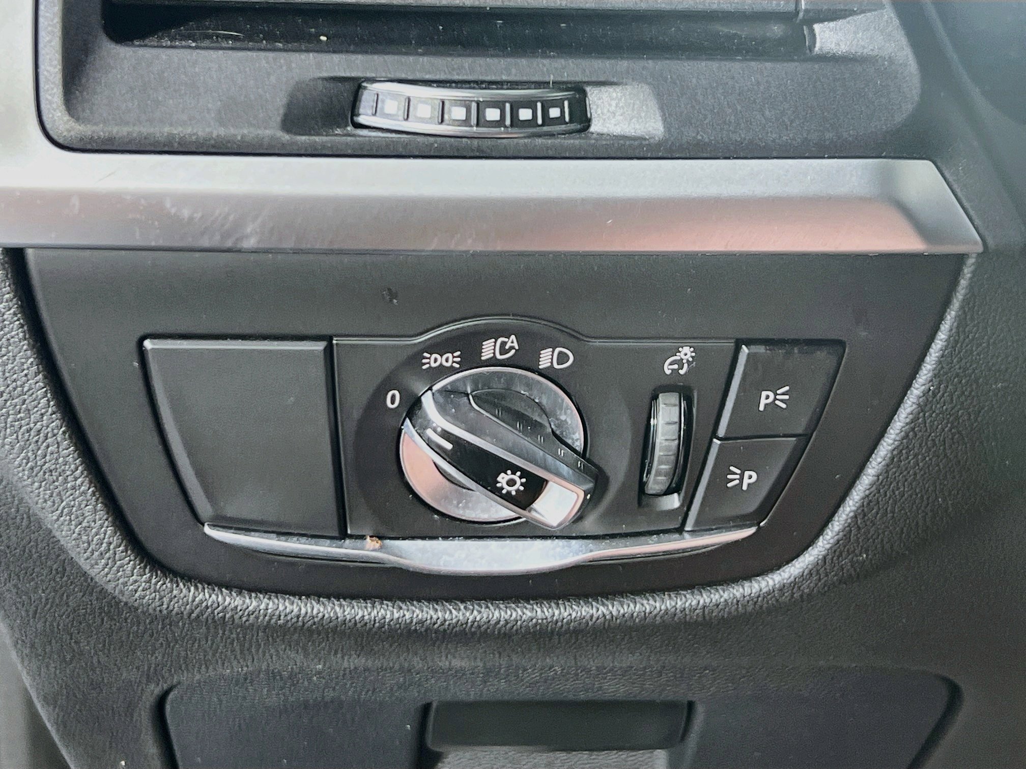 Used 2022 BMW X3 xDrive30i w/ Premium Package 2 image 10