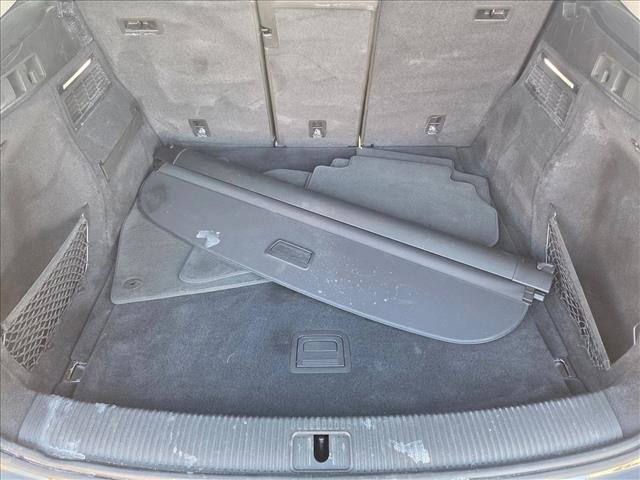 Used 2023 Audi Q5 2.0T Premium w/ Convenience Package image 7