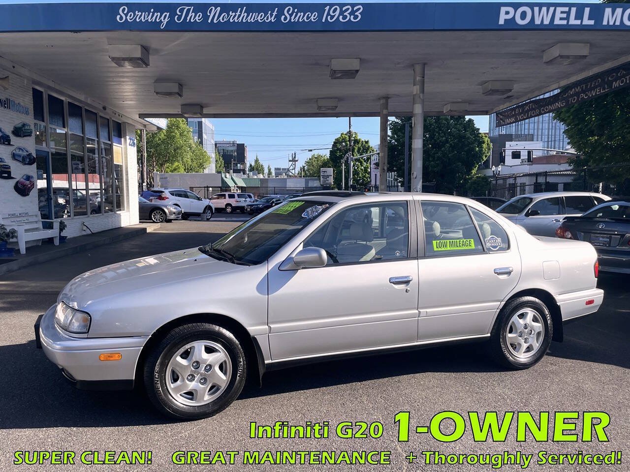 Used 1995 INFINITI G20 FWD image 1