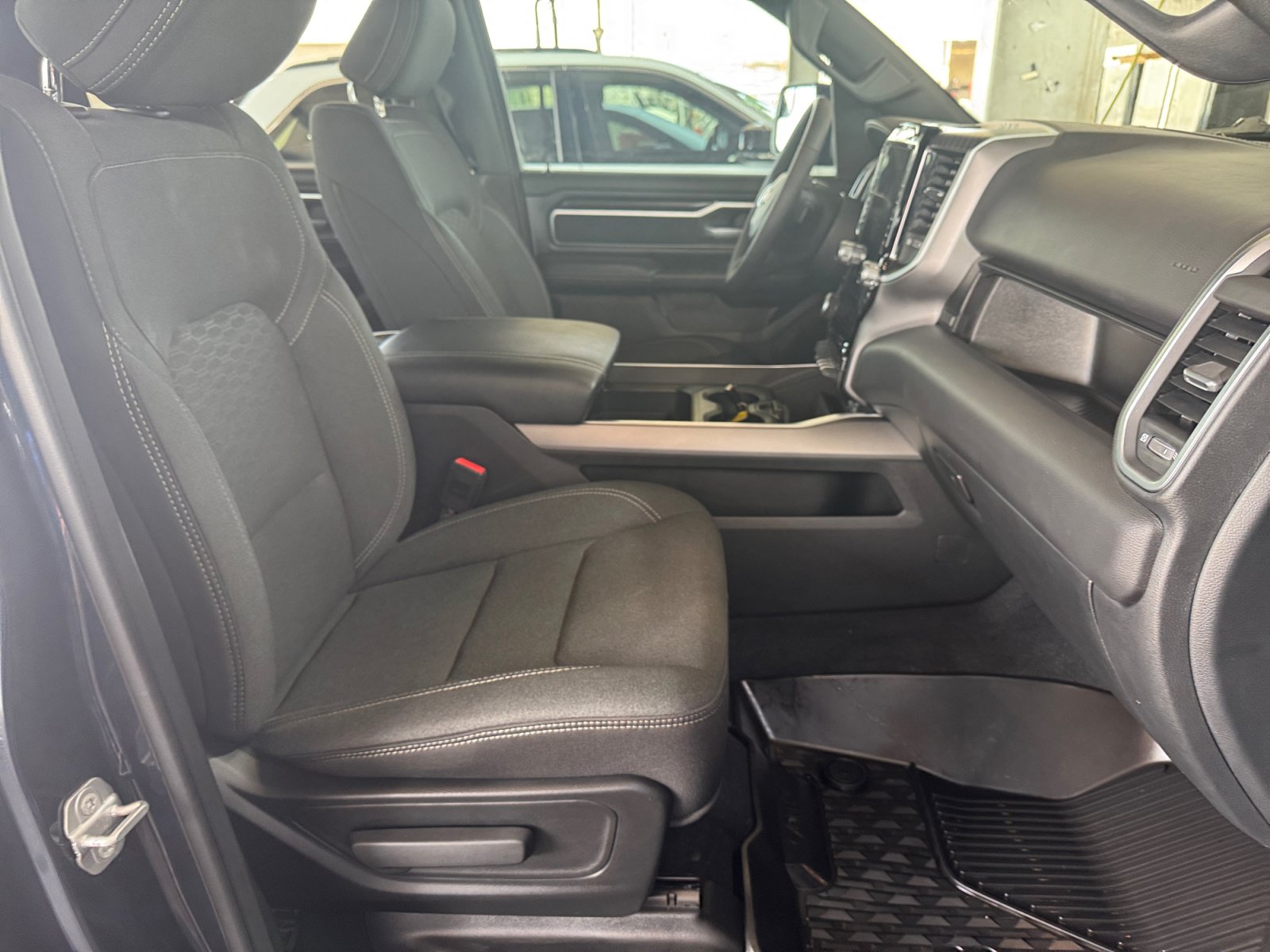 Used 2026 RAM 1500 Big Horn AWD/4WD image 32