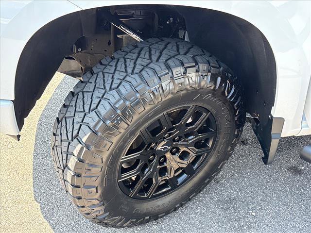 Certified 2023 Chevrolet Silverado 1500 LT Trail Boss w/ Convenience Package II AWD/4WD image 24