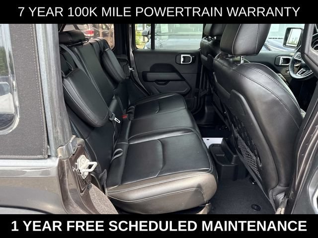 Used 2022 Jeep Wrangler Unlimited Rubicon 4xe w/ Cold Weather Group AWD/4WD image 11