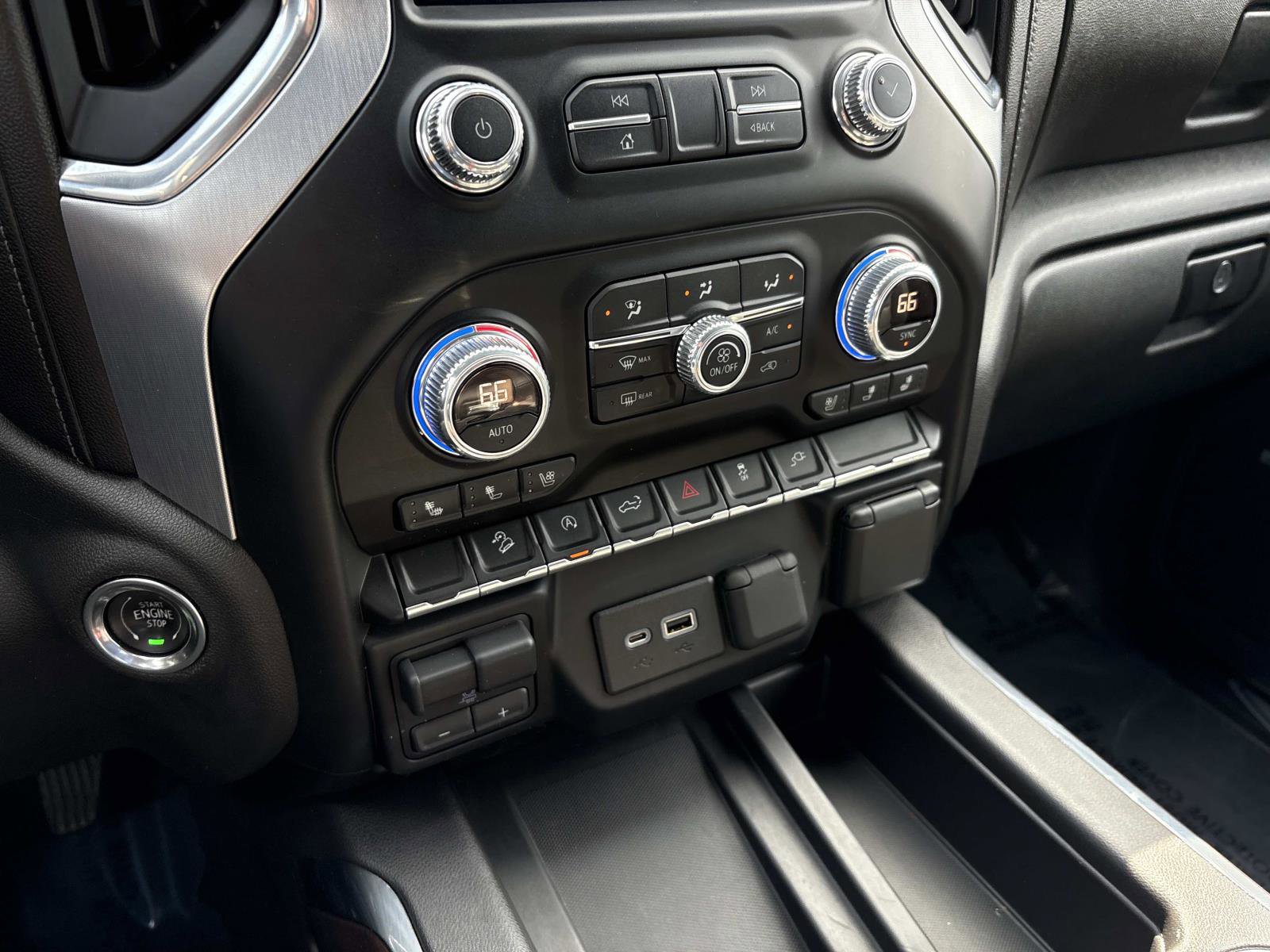 Used 2019 GMC Sierra 1500 SLT w/ SLT Premium Package image 26