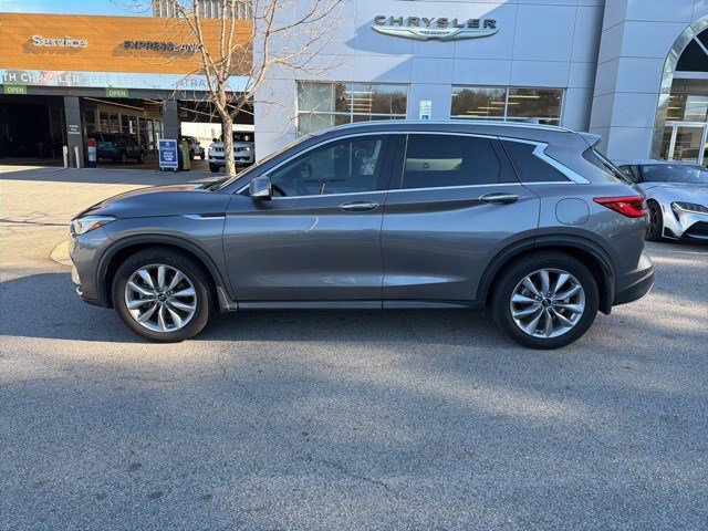 Used 2021 INFINITI QX50 Luxe image 2