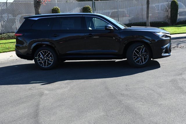 New 2026 Lexus TX 350 FWD image 3