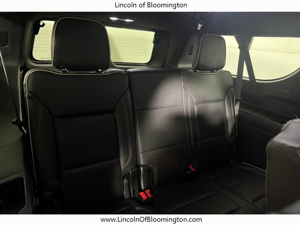Used 2022 GMC Yukon XL SLT AWD/4WD image 15