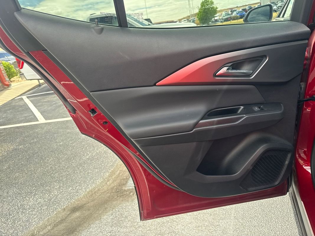 Used 2024 Chevrolet Equinox EV RS w/ Active Safety Package 3 FWD image 50