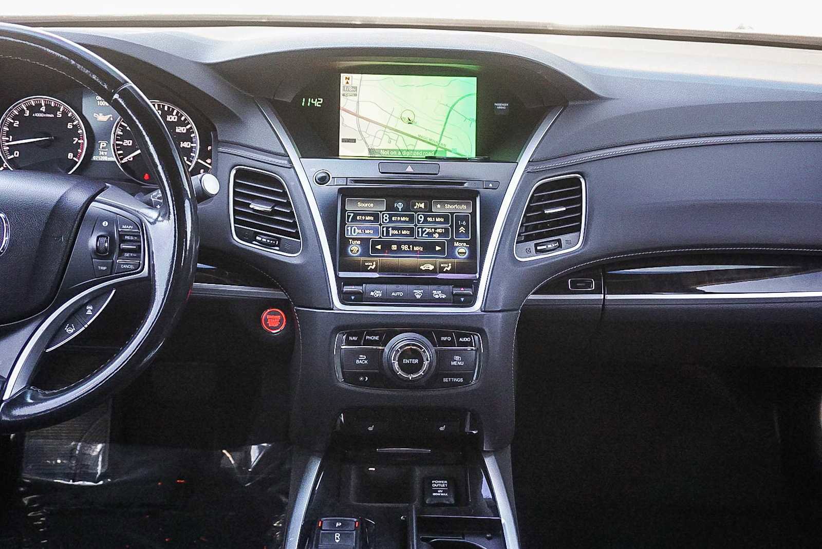 Used 2018 Acura RLX w/ Technology Package image 15