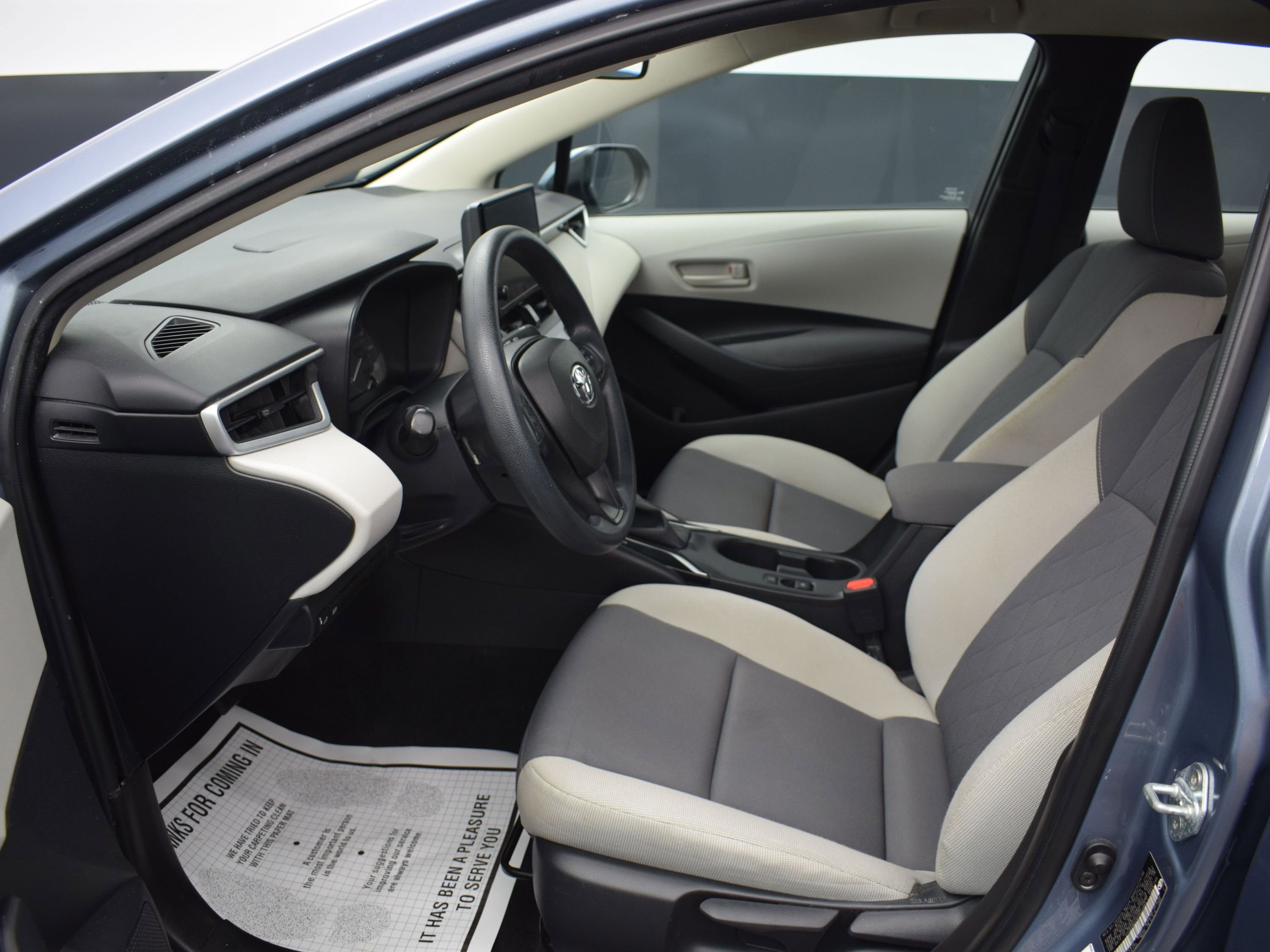 Used 2023 Toyota Corolla LE FWD image 13