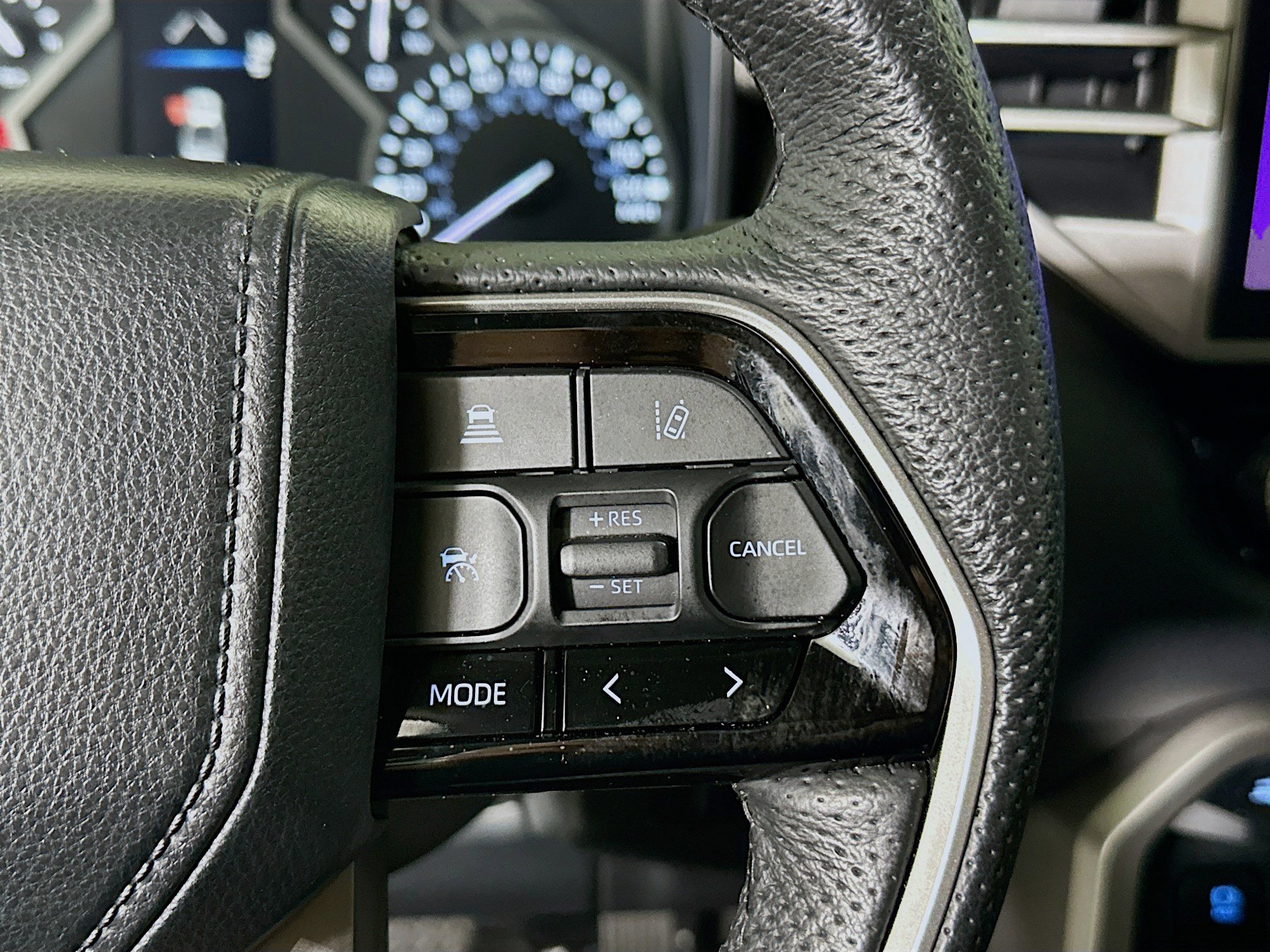 Used 2022 Toyota Tundra Limited image 17