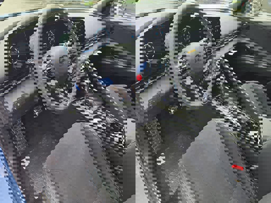 New 2026 Hyundai Elantra N FWD image 15