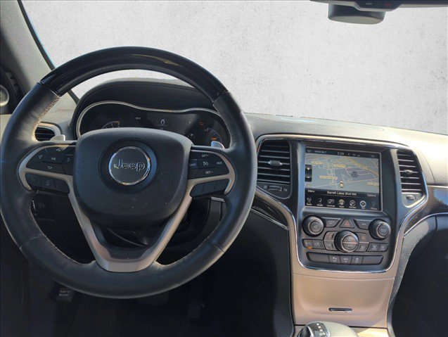 Used 2015 Jeep Grand Cherokee Overland AWD/4WD image 19