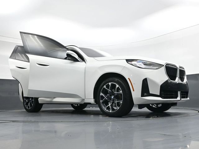 Used 2026 BMW X3 xDrive30 w/ M Sport Package image 41