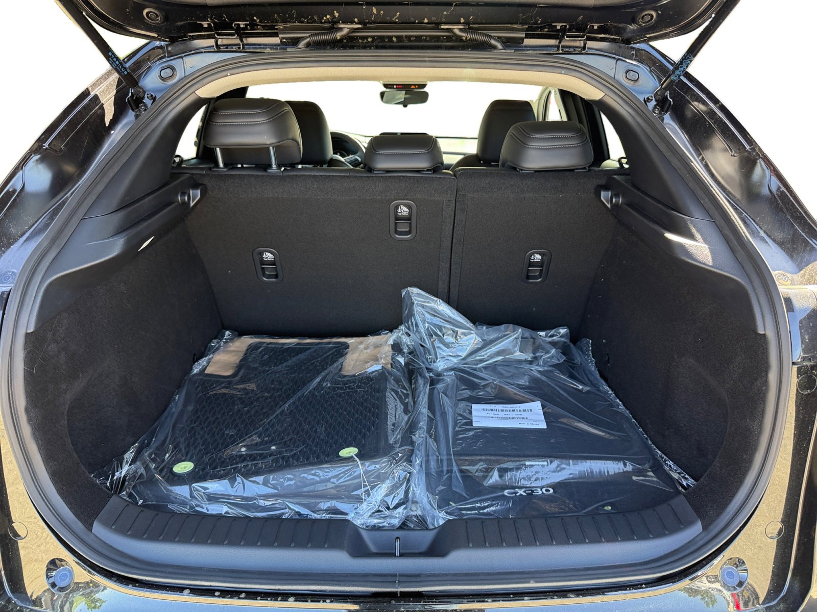 New 2026 MAZDA CX-30 AWD 2.5 S w/ Select Sport Pkg image 17