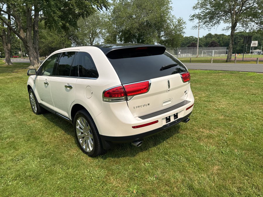 Used 2012 Lincoln MKX AWD image 20