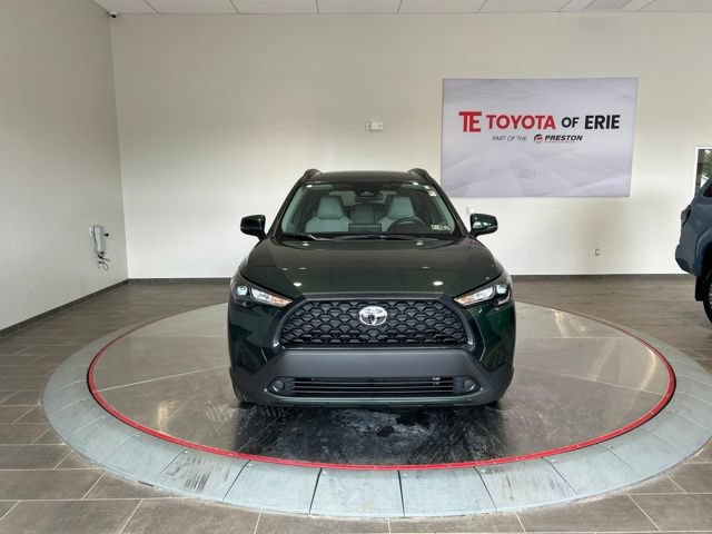 Used 2023 Toyota Corolla Cross LE w/ Moonroof Package AWD/4WD image 2