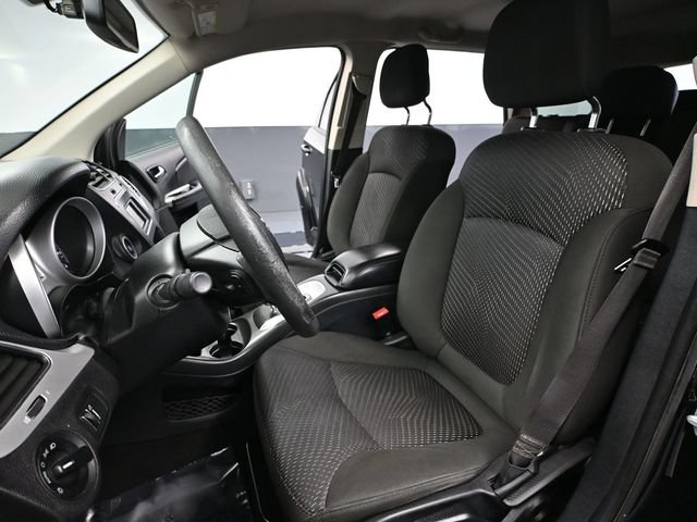 Used 2019 Dodge Journey SE FWD image 20