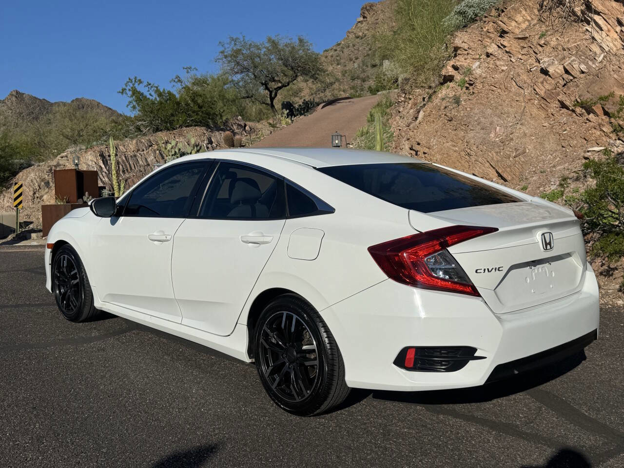 Used 2018 Honda Civic LX image 8
