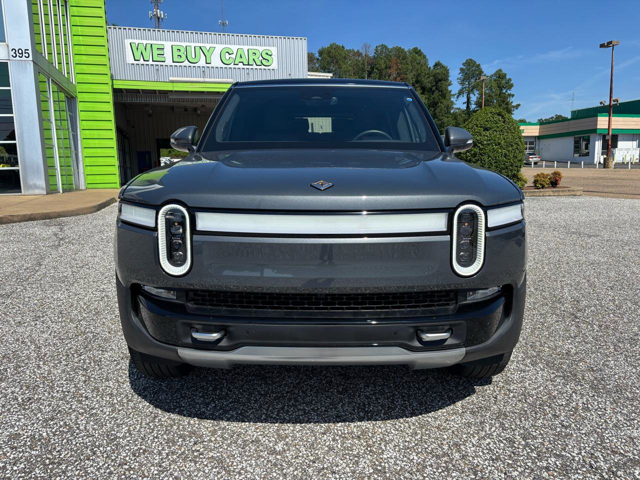 Used 2024 Rivian R1S Adventure AWD/4WD image 8