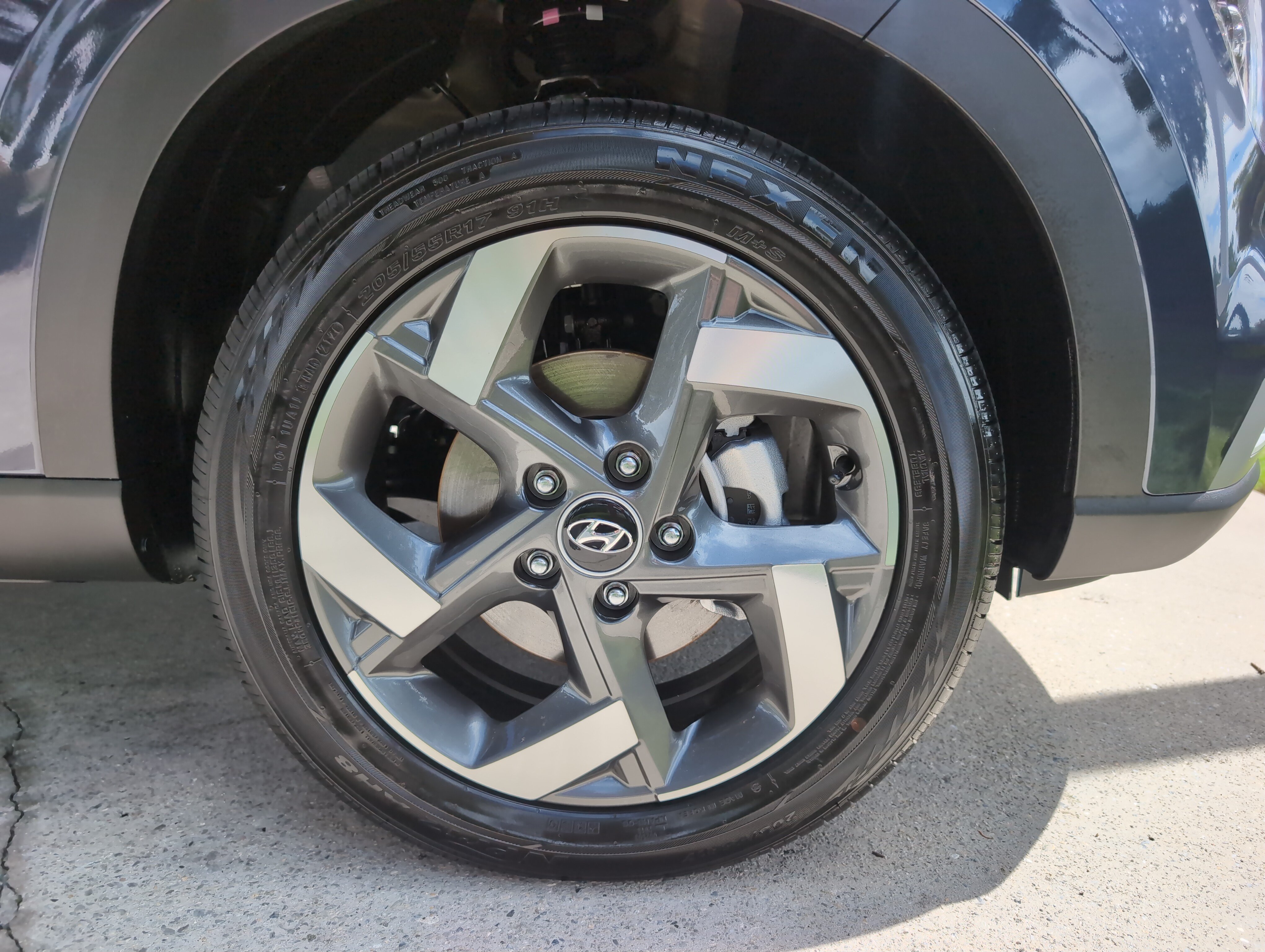 Used 2026 Hyundai Venue SEL FWD image 13