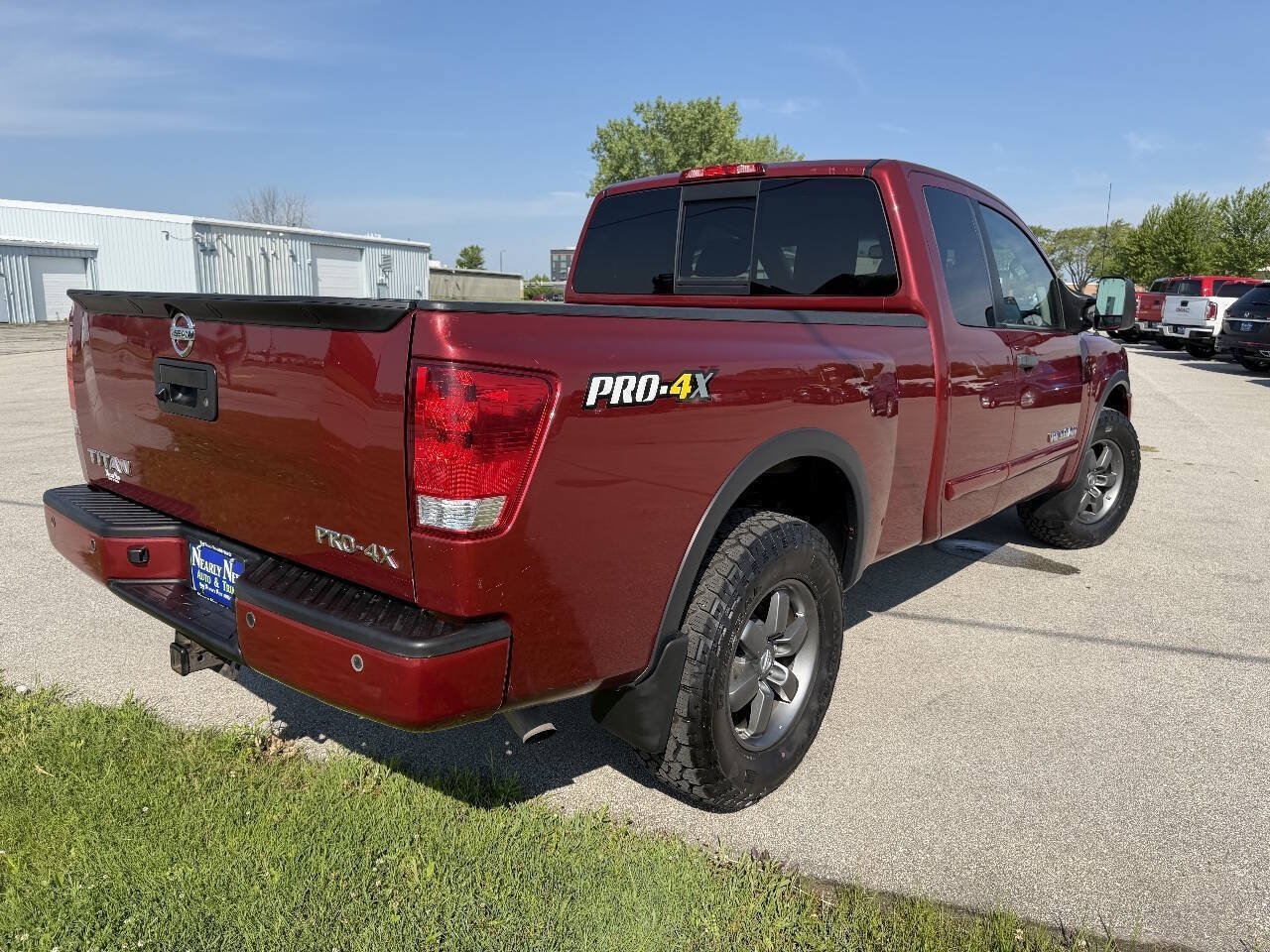 Used 2015 Nissan Titan PRO-4X AWD/4WD image 7