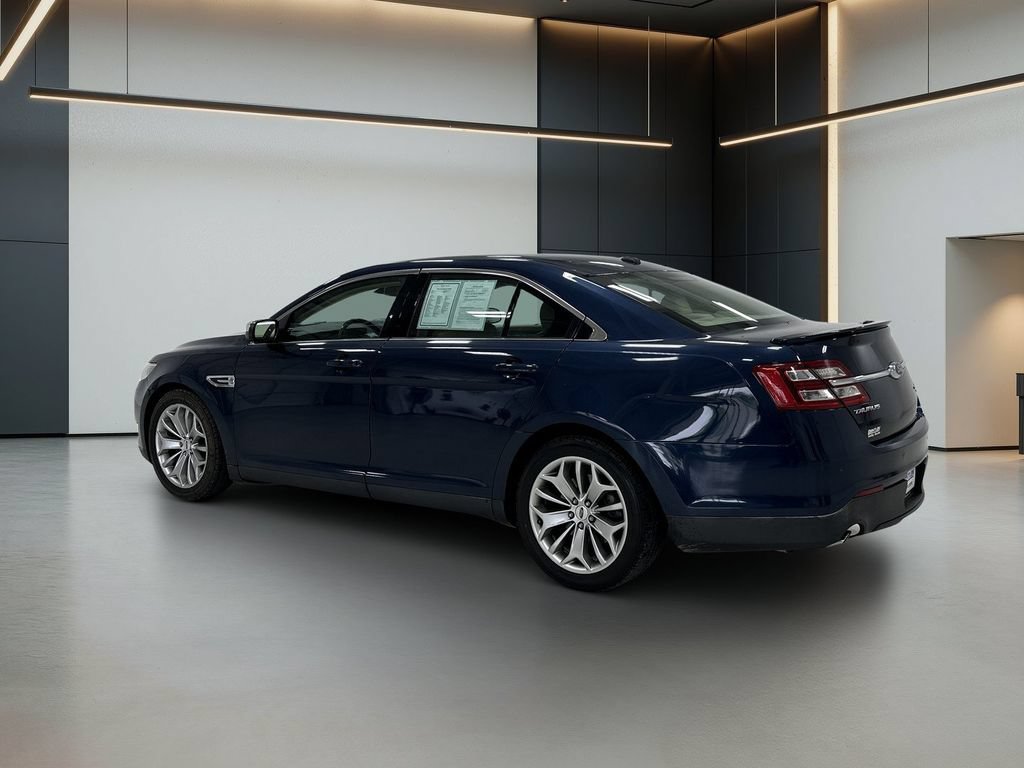 Used 2016 Ford Taurus Limited w/ Equipment Group 301A FWD image 3