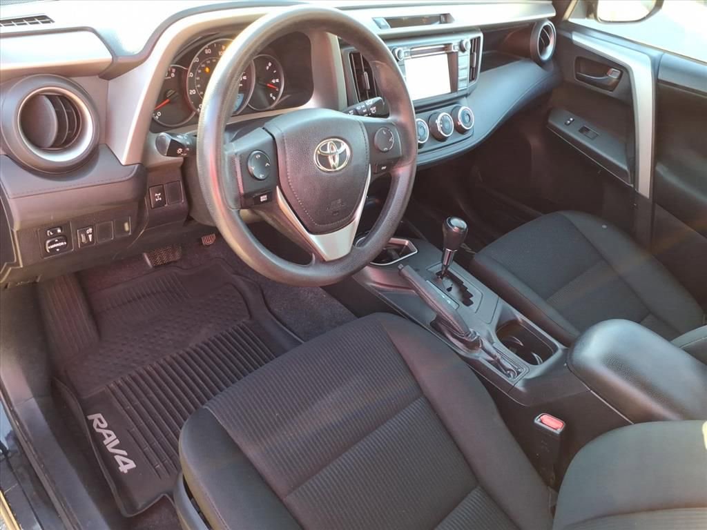 Used 2016 Toyota RAV4 LE image 6