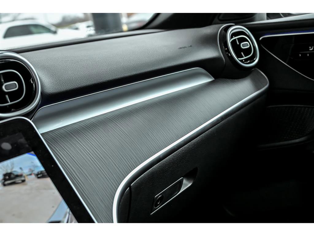 Certified 2023 Mercedes-Benz C 300 4MATIC Sedan image 22