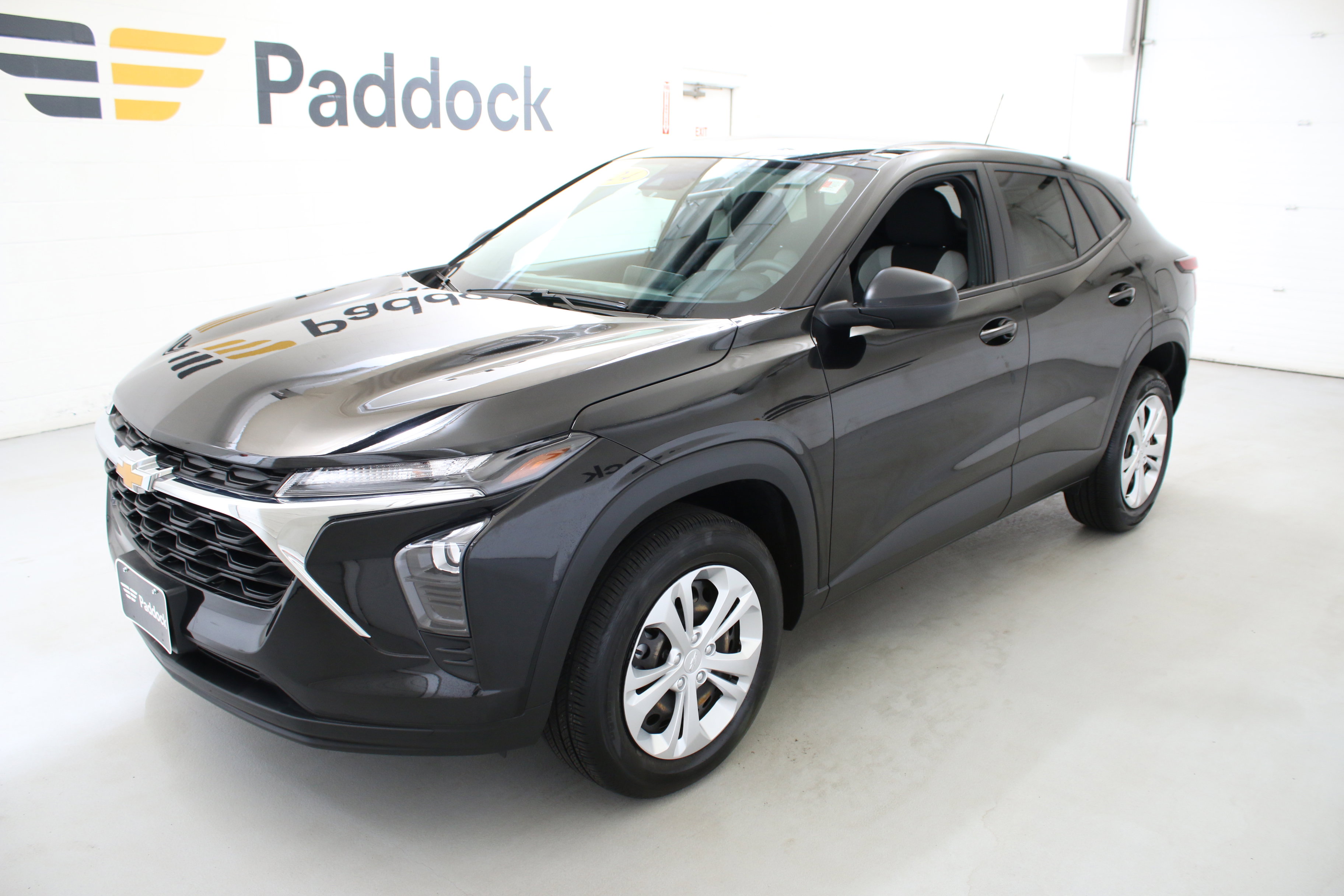 Used 2024 Chevrolet Trax LS FWD image 3