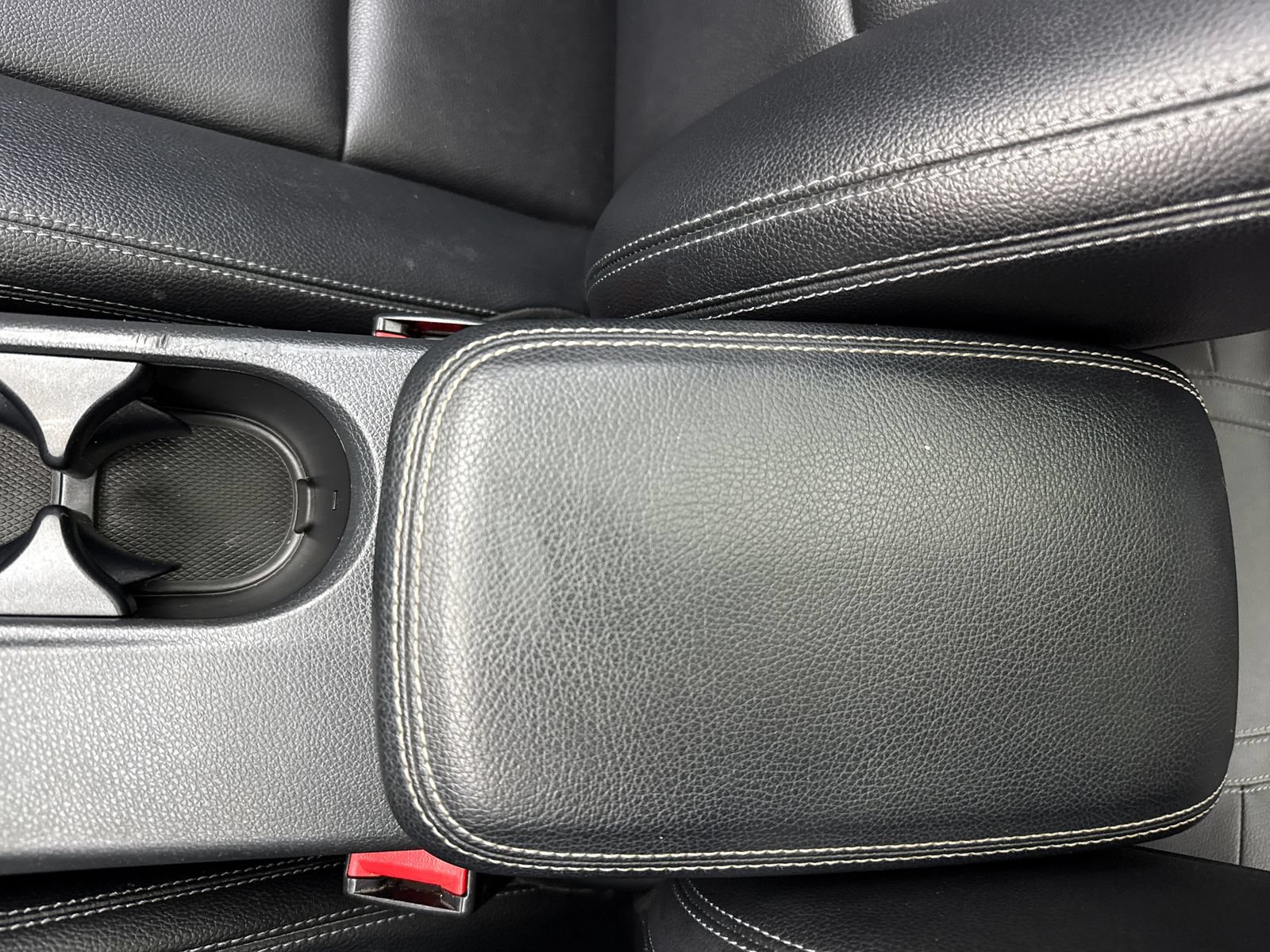 Used 2018 Mercedes-Benz CLA 250 image 32