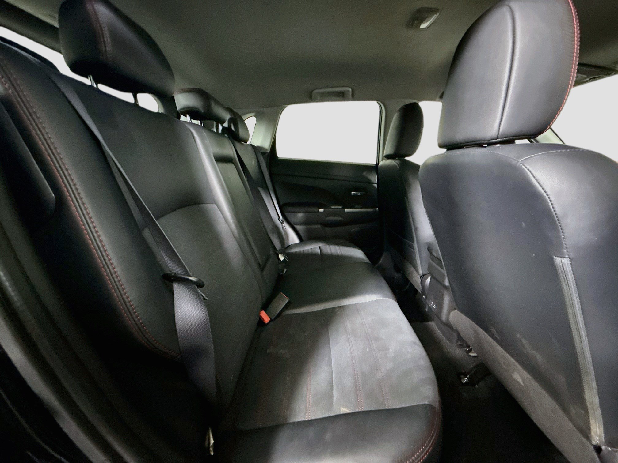 Used 2022 Mitsubishi Outlander Sport SE FWD image 27