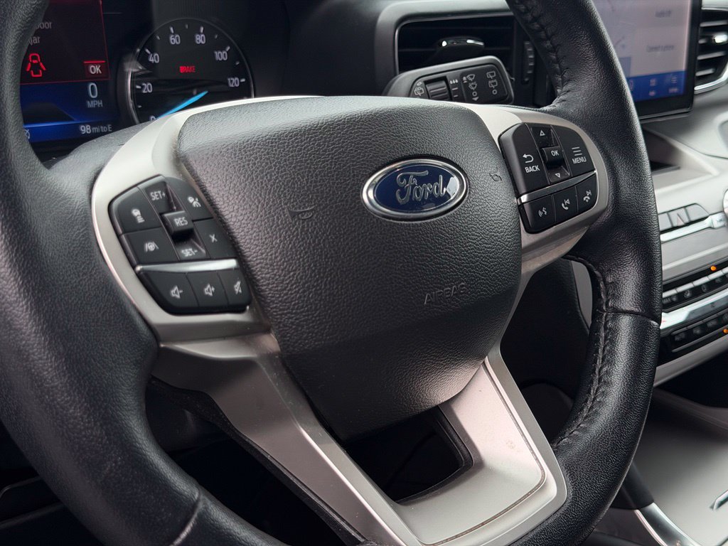 Used 2023 Ford Explorer XLT w/ Equipment Group 202A RWD image 30