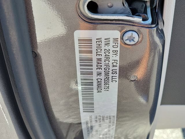 Used 2021 Chrysler Pacifica Touring FWD image 28
