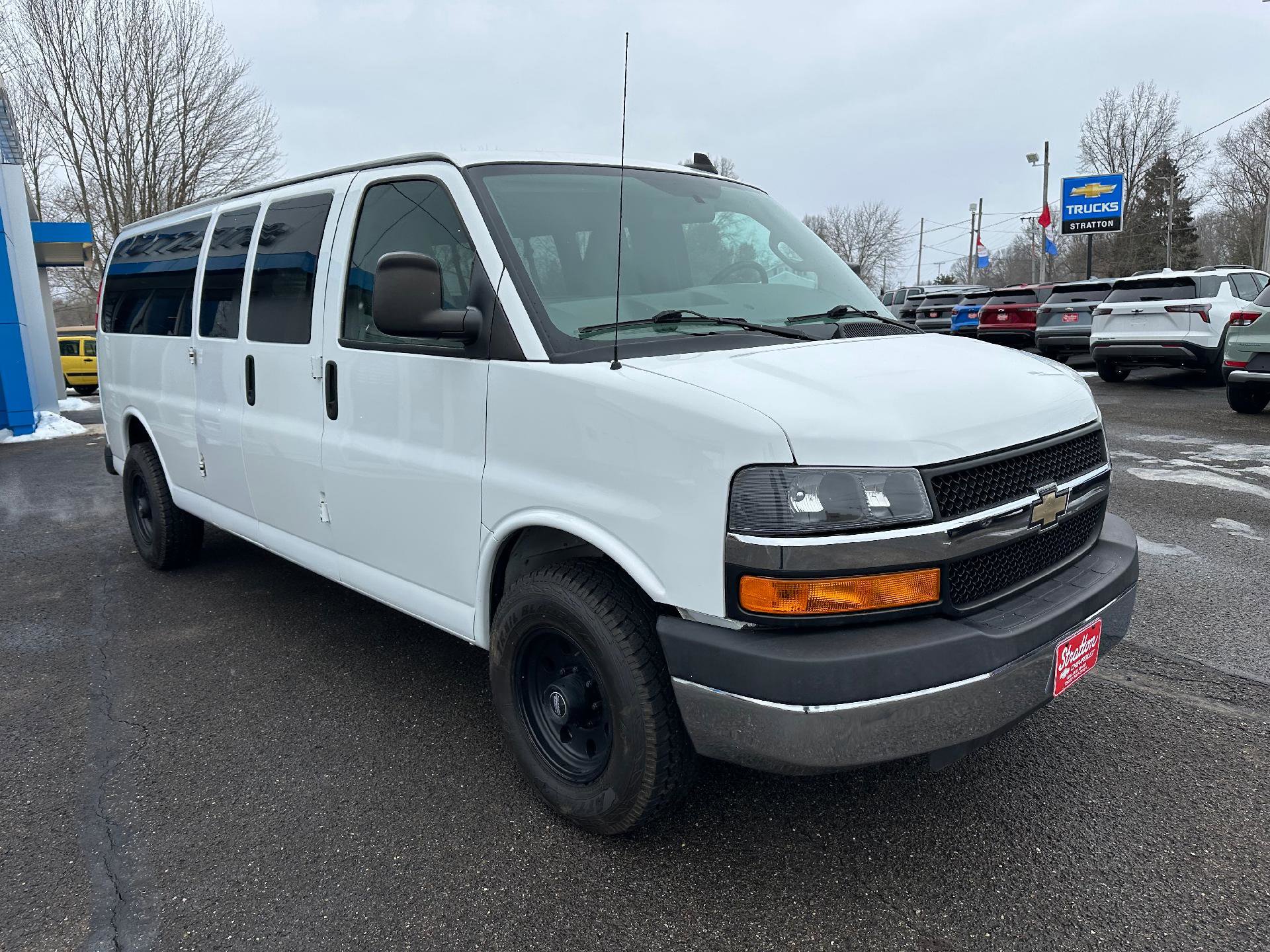 Certified 2016 Chevrolet Express 3500 LT w/ LT Preferred Equipment Group image 5