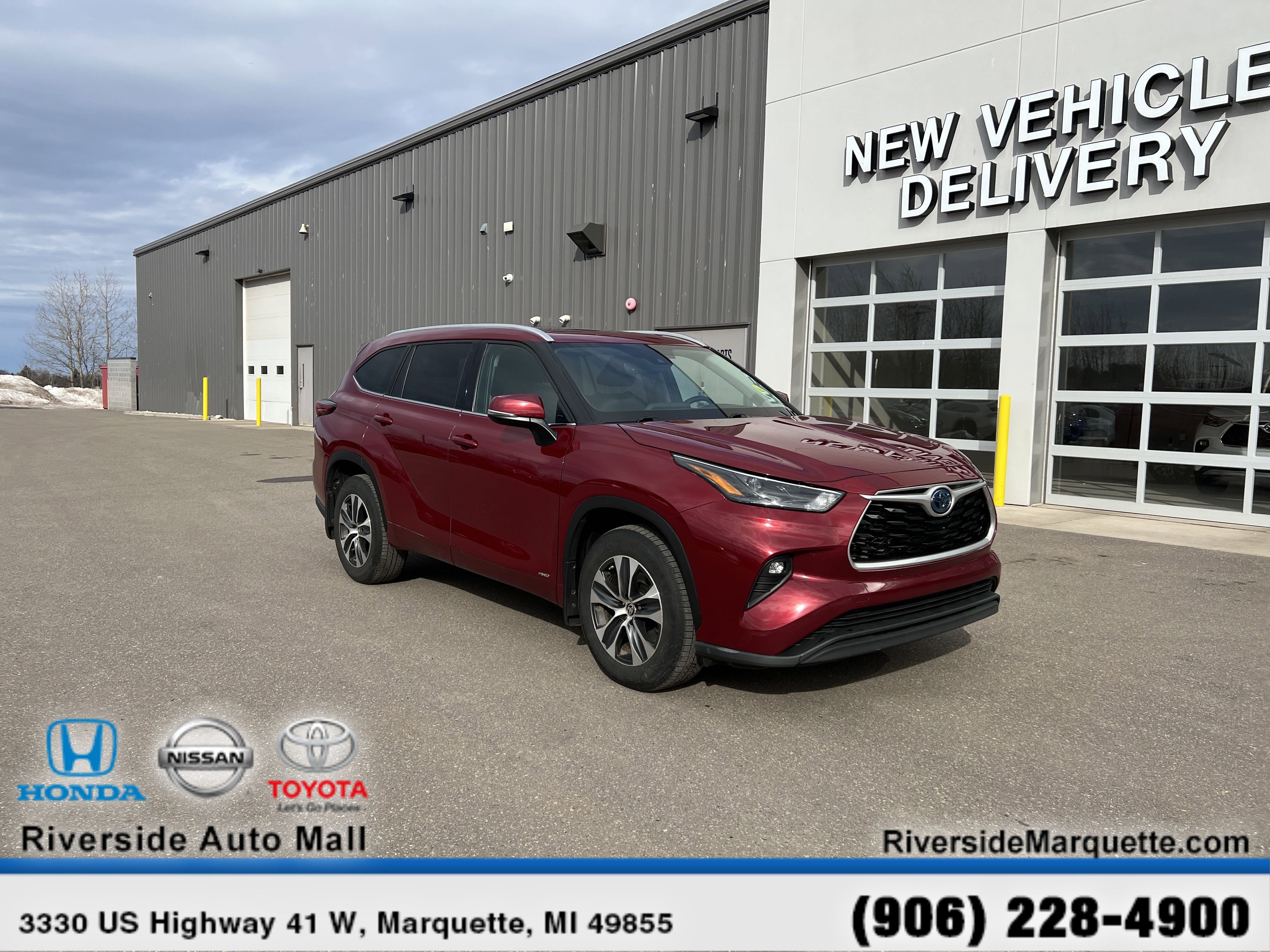 Used 2022 Toyota Highlander XLE