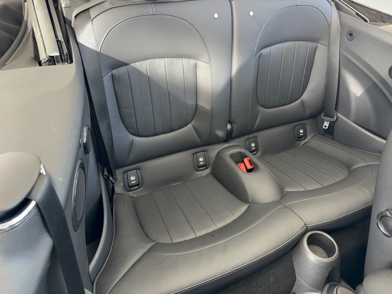 Used 2024 MINI Cooper S w/ Seaside Edition FWD image 29