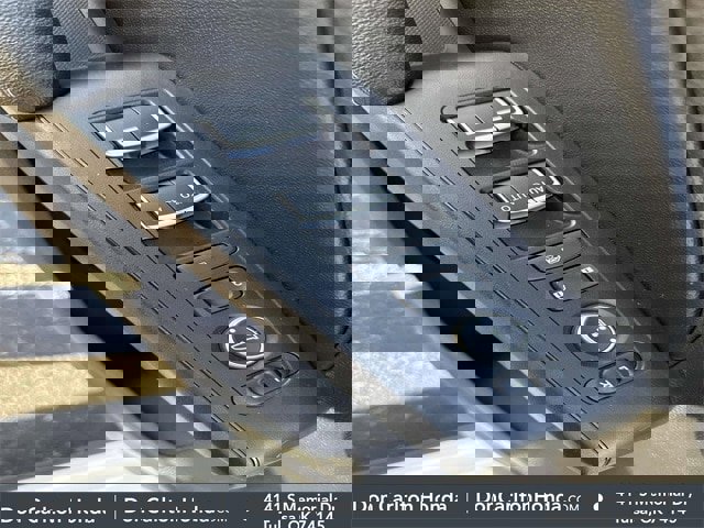 Used 2024 Honda Civic EX-L image 13