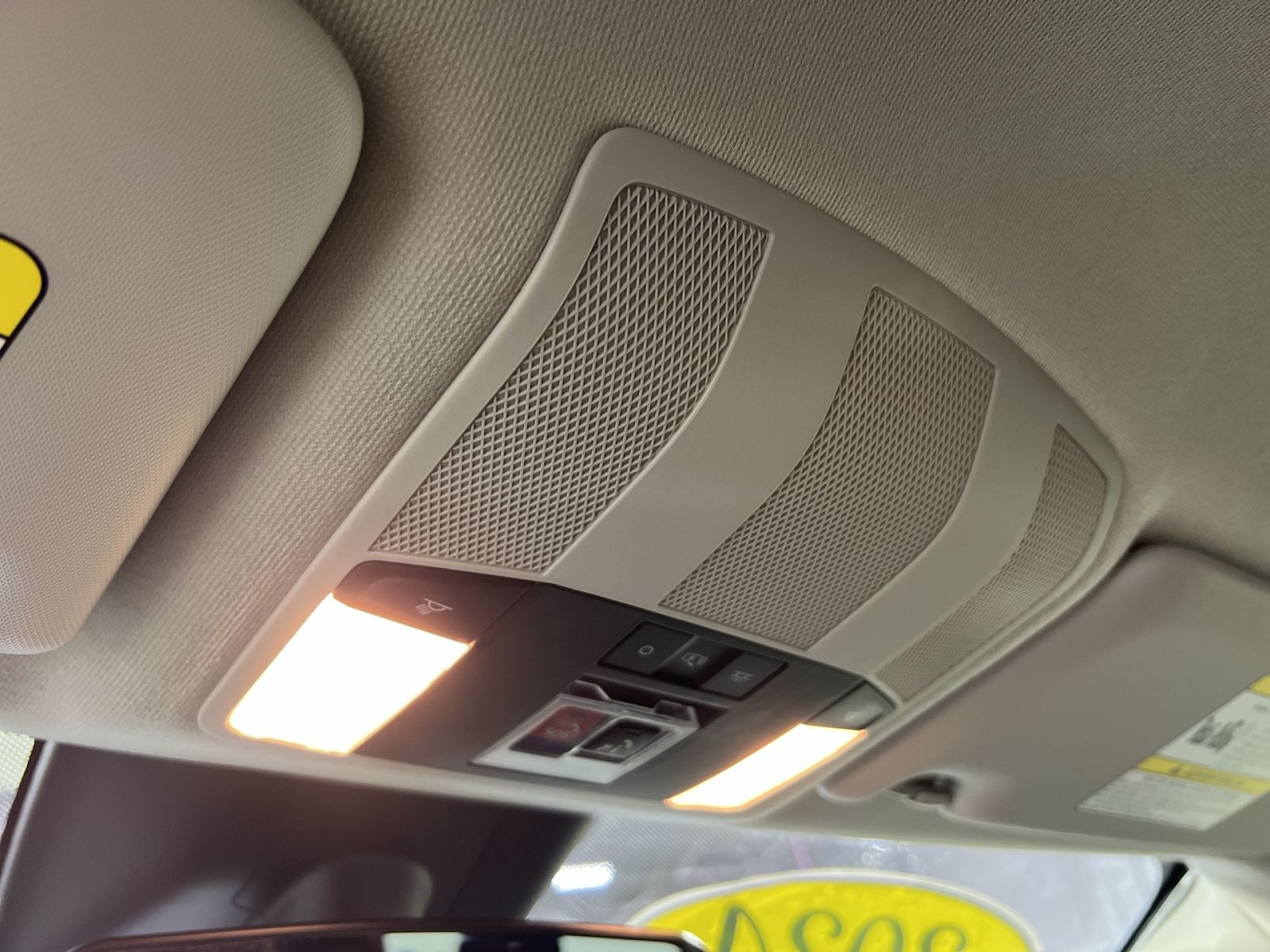 Used 2024 Mitsubishi Eclipse Cross AWD image 36