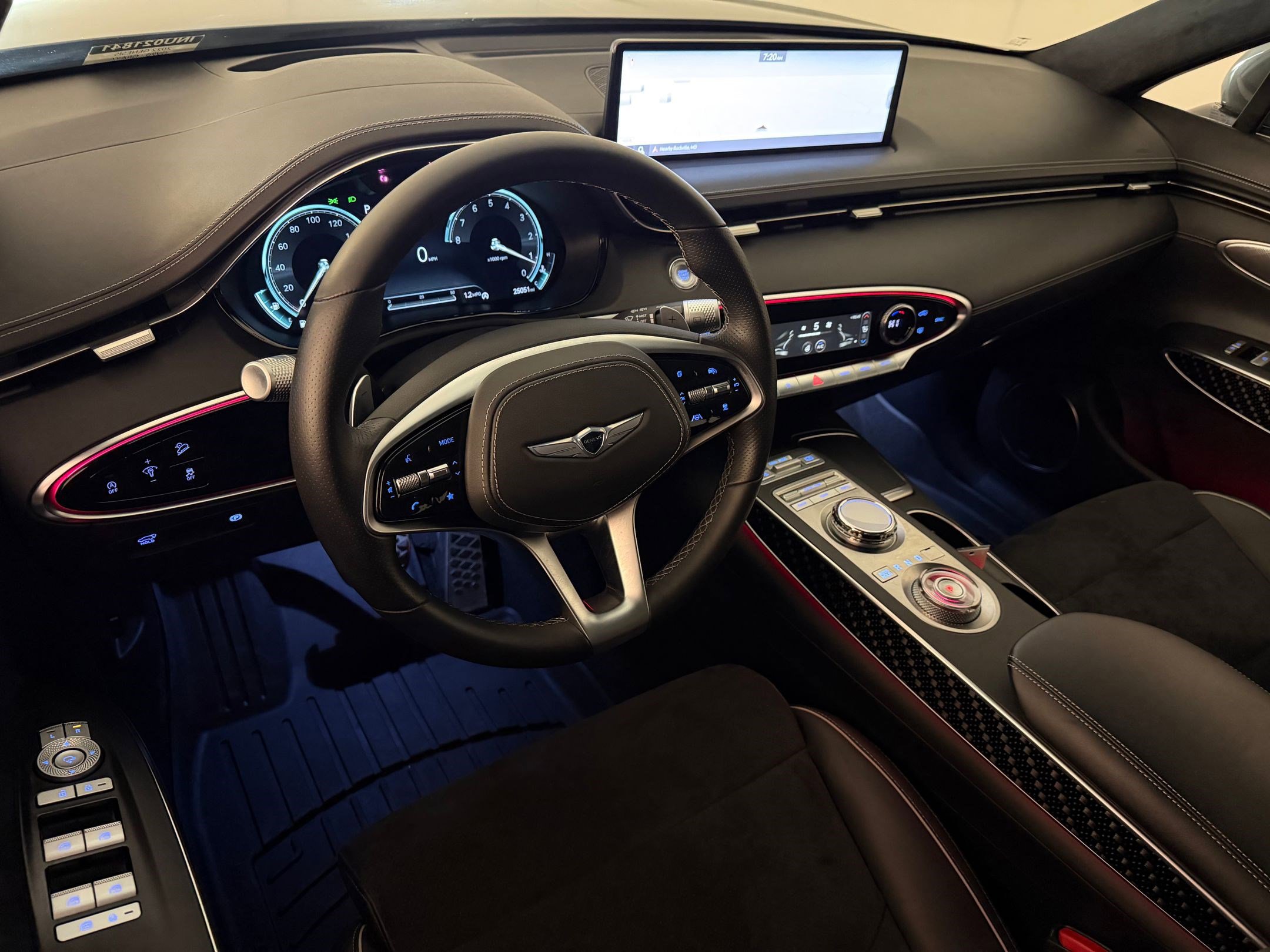 Used 2022 Genesis GV70 3.5T Sport w/ Sport Prestige Package image 4