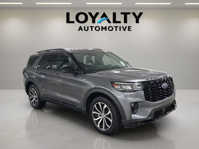 Used 2025 Ford Explorer ST-Line AWD/4WD image 7