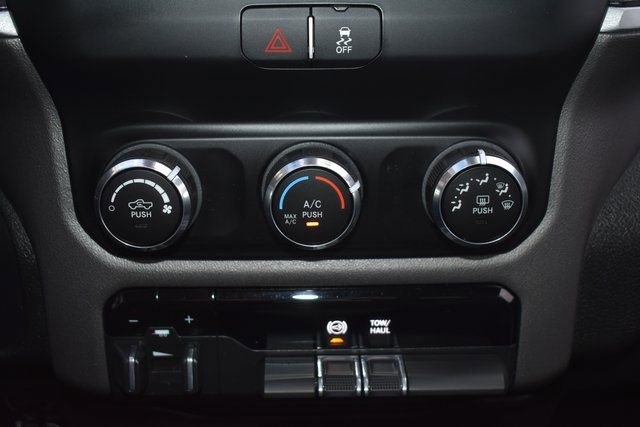 Used 2020 RAM 2500 Big Horn image 25