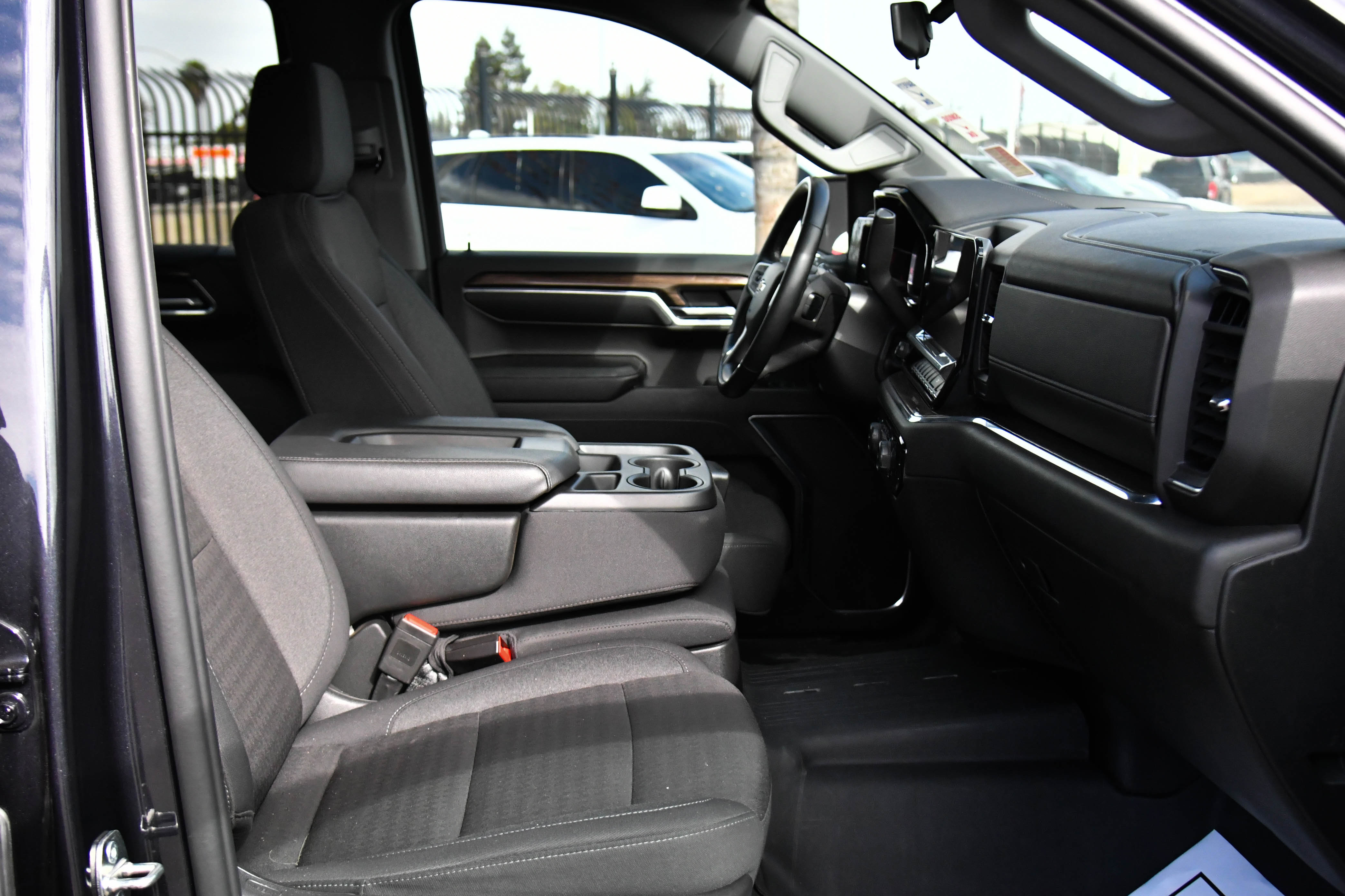 Used 2024 Chevrolet Silverado 1500 LT w/ Protection Package image 44