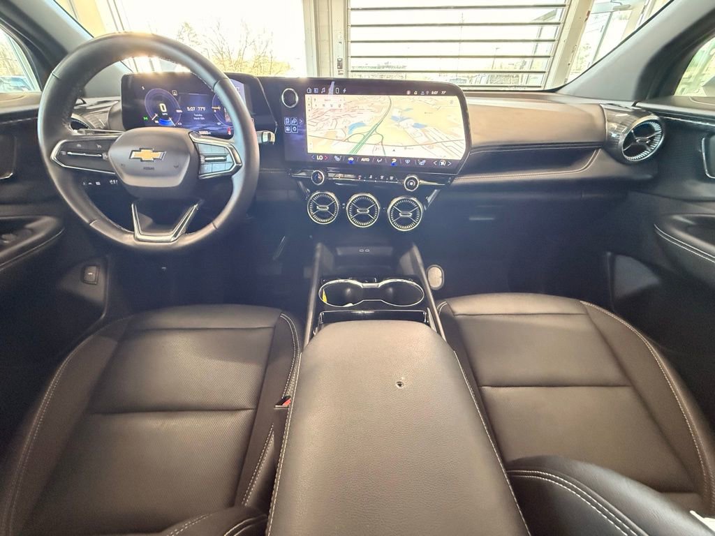 Used 2024 Chevrolet Blazer EV LT image 23