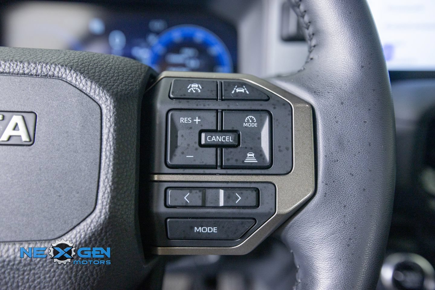 Used 2025 Toyota Land Cruiser AWD/4WD image 25