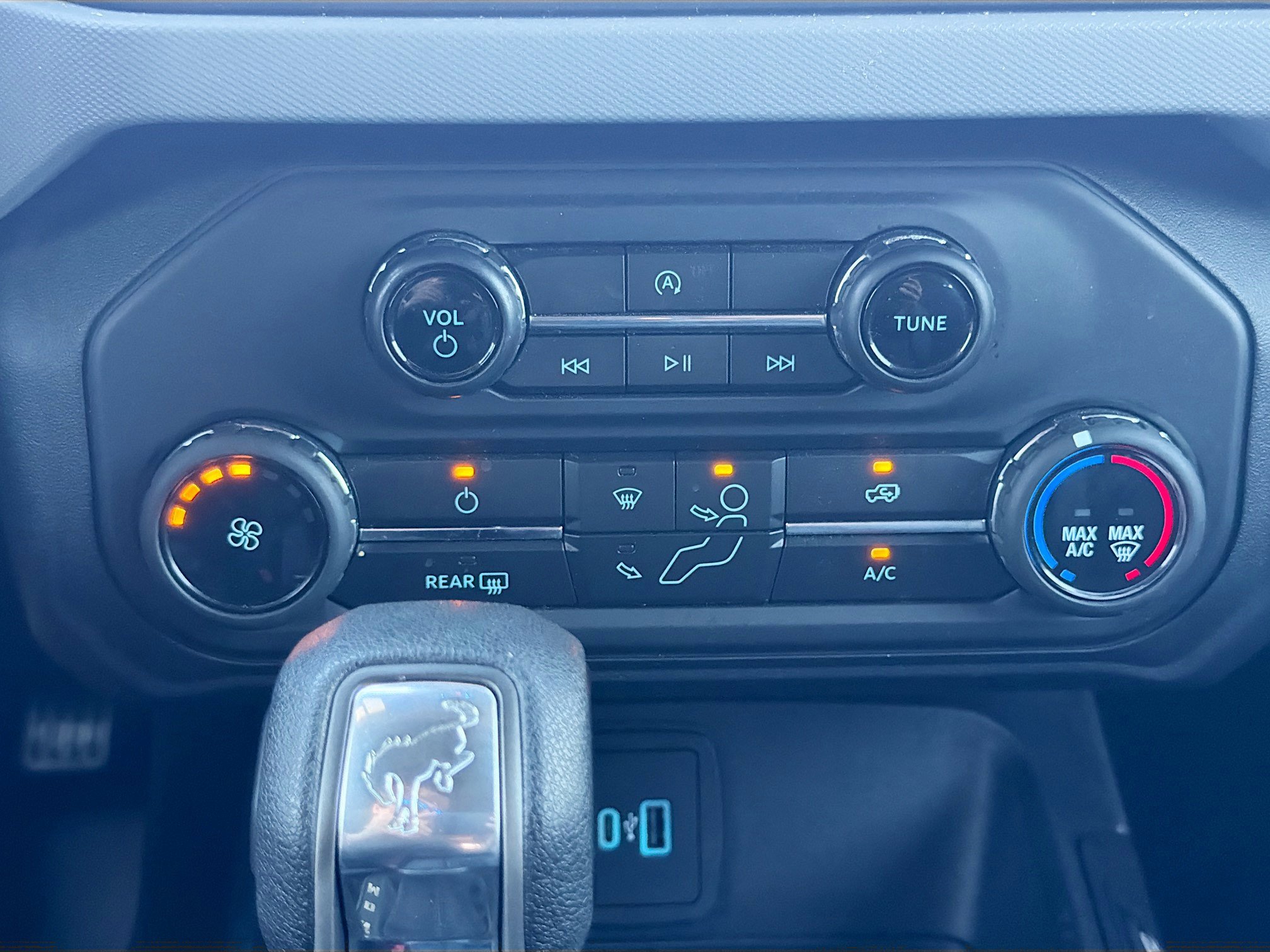 Used 2022 Ford Bronco 4-Door AWD/4WD image 33